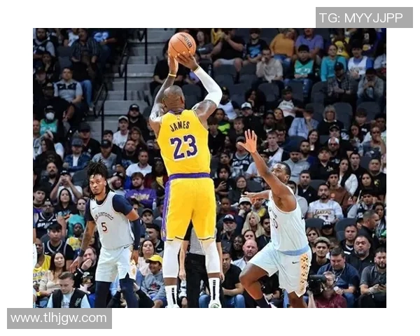 数据揭示：三分王本赛季表现起伏不定