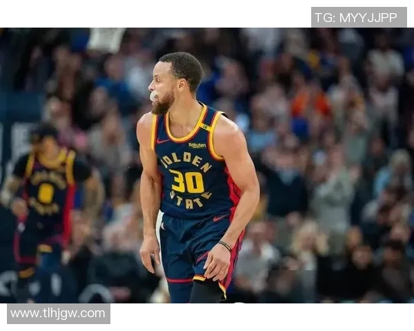 球迷炸锅：库里这一行为引热议！