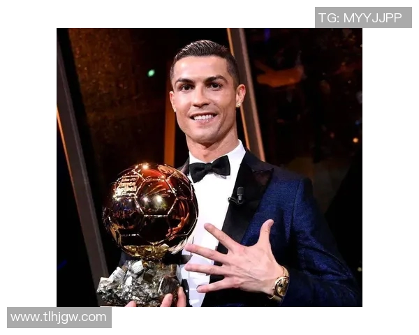 C罗暗示退役倒计时引发热议 球迷纷纷表示不舍与期待